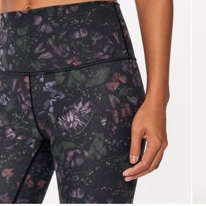Lululemon Wunder Under Crop